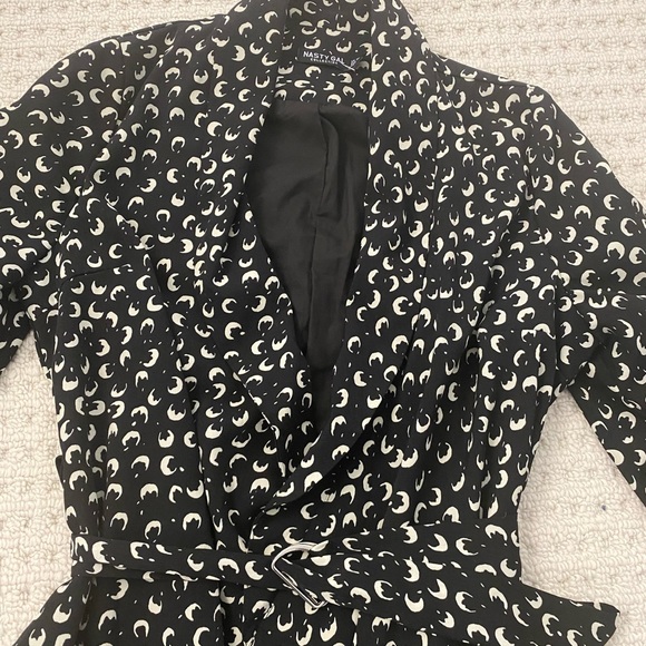 Puff sleeved wrap around mini dress/tunic top- size 6 - Picture 2 of 4